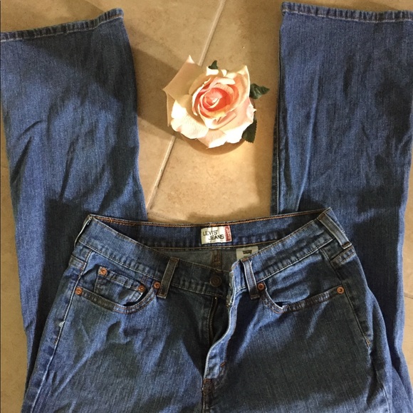 Levi's Classic Bootcut Denim Jeans - Picture 2 of 2